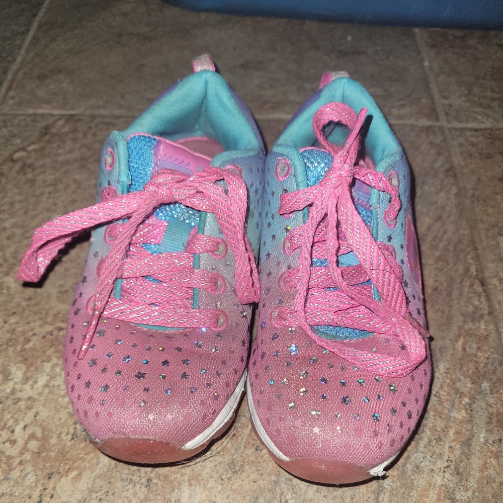 Girls shoes